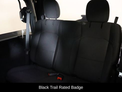 Used 2022 Jeep Wrangler Sport AWD/4WD image 16