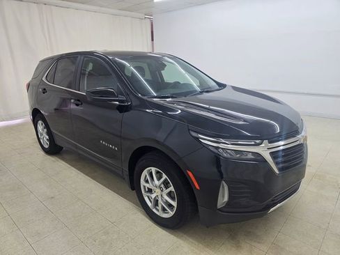 Used 2024 Chevrolet Equinox LT w/ LPO, Cargo Package FWD image 15