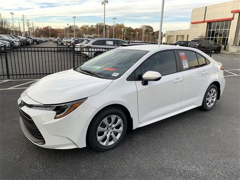 New 2026 Toyota Corolla LE image 1
