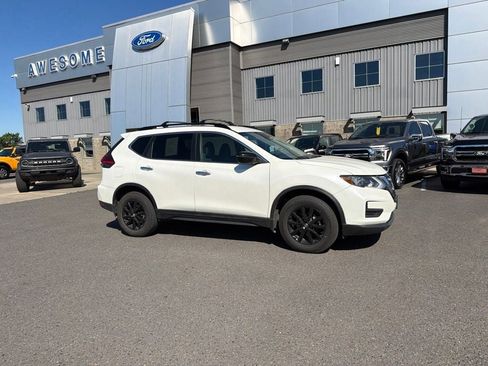 Used 2017 Nissan Rogue SV w/ Midnight Edition Package AWD/4WD image 5