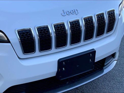 Used 2022 Jeep Cherokee Limited w/ Mopar Interior Package image 30