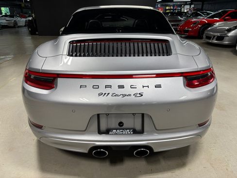 Used 2019 Porsche 911 Targa 4S AWD/4WD image 5