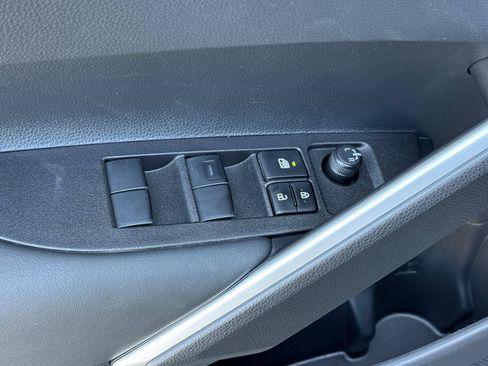 New 2026 Toyota Corolla Cross LE w/ Moonroof Package FWD image 11