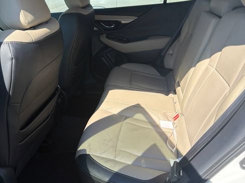 Used 2024 Subaru Outback Limited AWD/4WD image 6