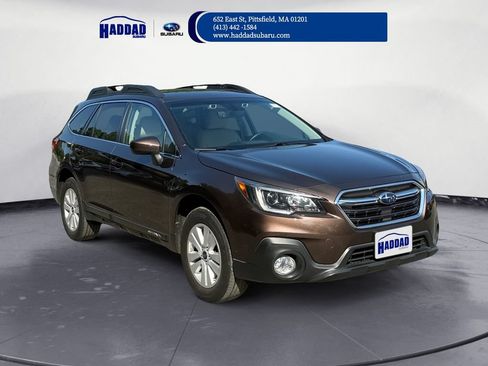 Used 2019 Subaru Outback 2.5i Premium AWD/4WD image 8
