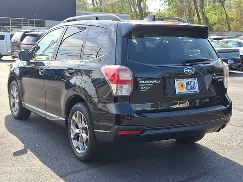 Used 2017 Subaru Forester 2.5i Touring image 3
