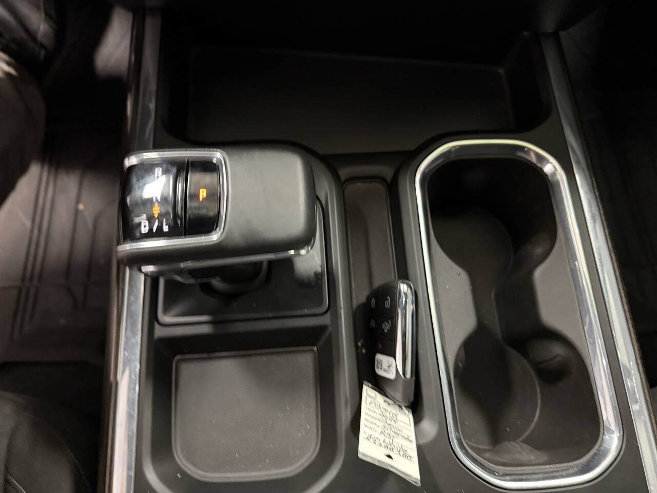 Used 2024 Chevrolet Silverado 1500 RST w/ Redline Edition AWD/4WD image 24