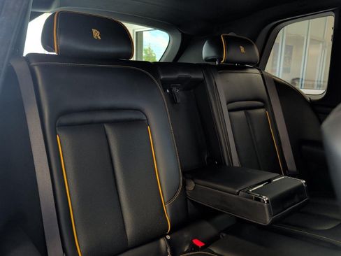Used 2021 Rolls-Royce Cullinan AWD/4WD image 38