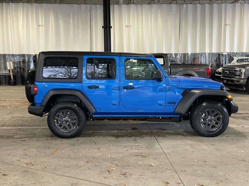 New 2026 Jeep Wrangler Sport S image 9