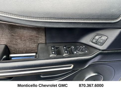 Used 2020 Ford Expedition Max Limited image 10