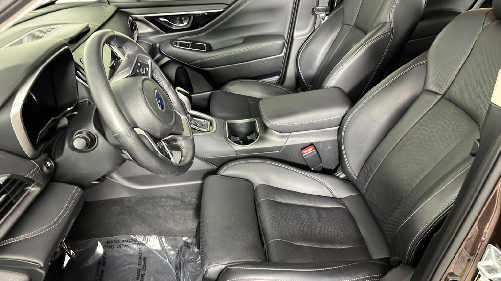 Used 2022 Subaru Outback Limited AWD/4WD image 14