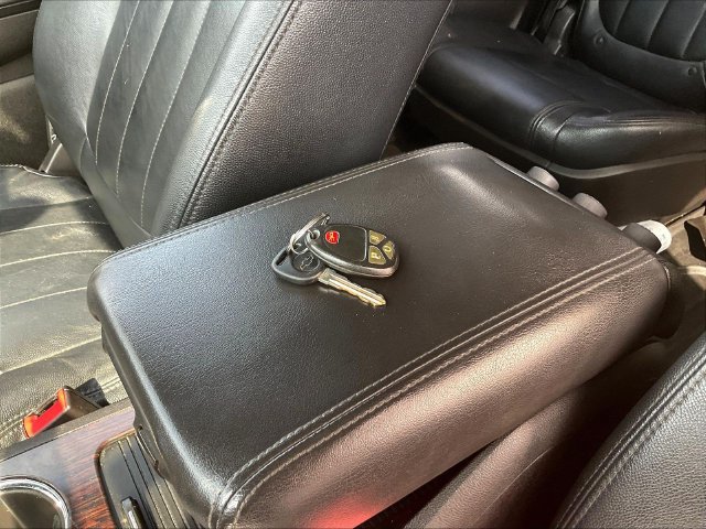 Used 2017 Chevrolet Traverse LT w/ Style and Technology Package FWD image 33