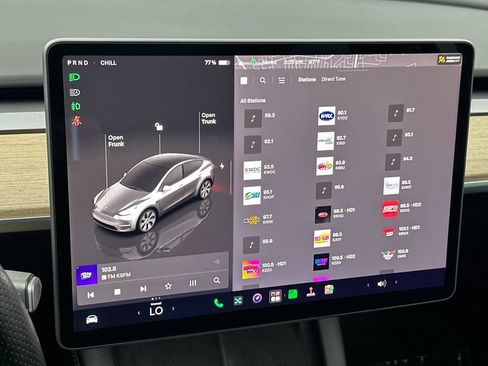 Used 2023 Tesla Model Y Long Range AWD/4WD image 18