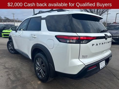 New 2026 Nissan Pathfinder SV image 6