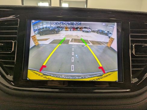 Used 2025 Dodge Durango GT image 12