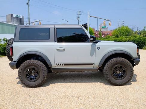 Used 2021 Ford Bronco First Edition AWD/4WD image 18