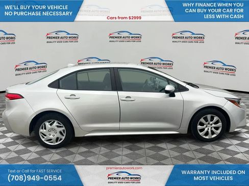 Used 2022 Toyota Corolla LE image 8