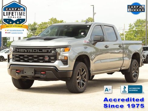 Used 2024 Chevrolet Silverado 1500 Custom Trail Boss AWD/4WD image 3