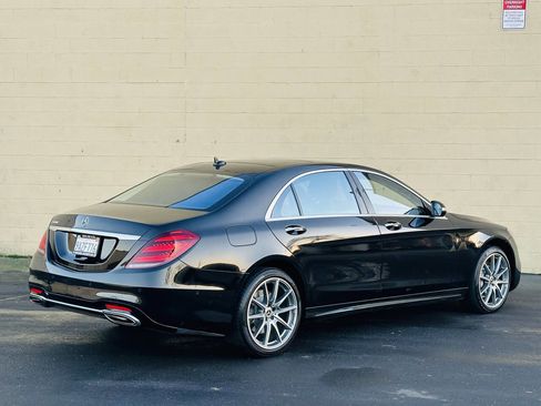 Used 2018 Mercedes-Benz S 560 Sedan image 6