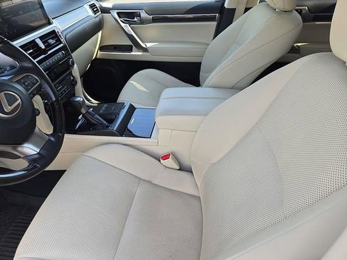 Certified 2023 Lexus GX 460 Premium w/ Accessory Package AWD/4WD image 12