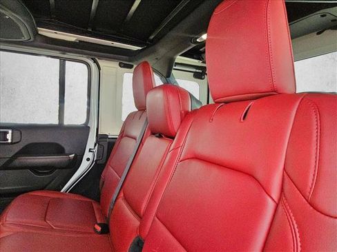 Used 2024 Jeep Wrangler Unlimited Rubicon 392 AWD/4WD image 16