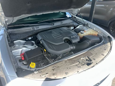 Used 2021 Dodge Charger SXT w/ Leather Interior Group RWD image 31