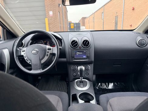 Used 2011 Nissan Rogue SV w/ Premium Pkg image 7