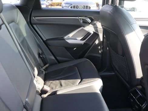 Used 2023 Audi Q3 2.0T Premium w/ Convenience Package image 14