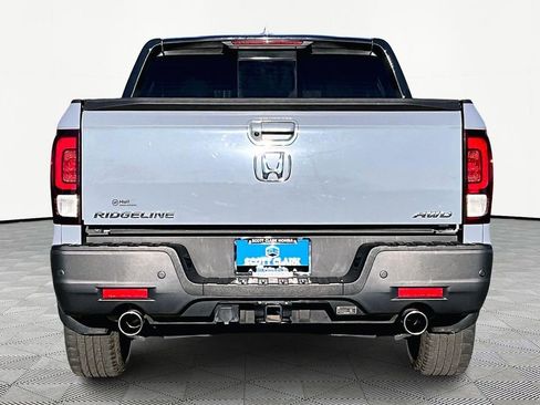 Used 2022 Honda Ridgeline Black Edition image 7