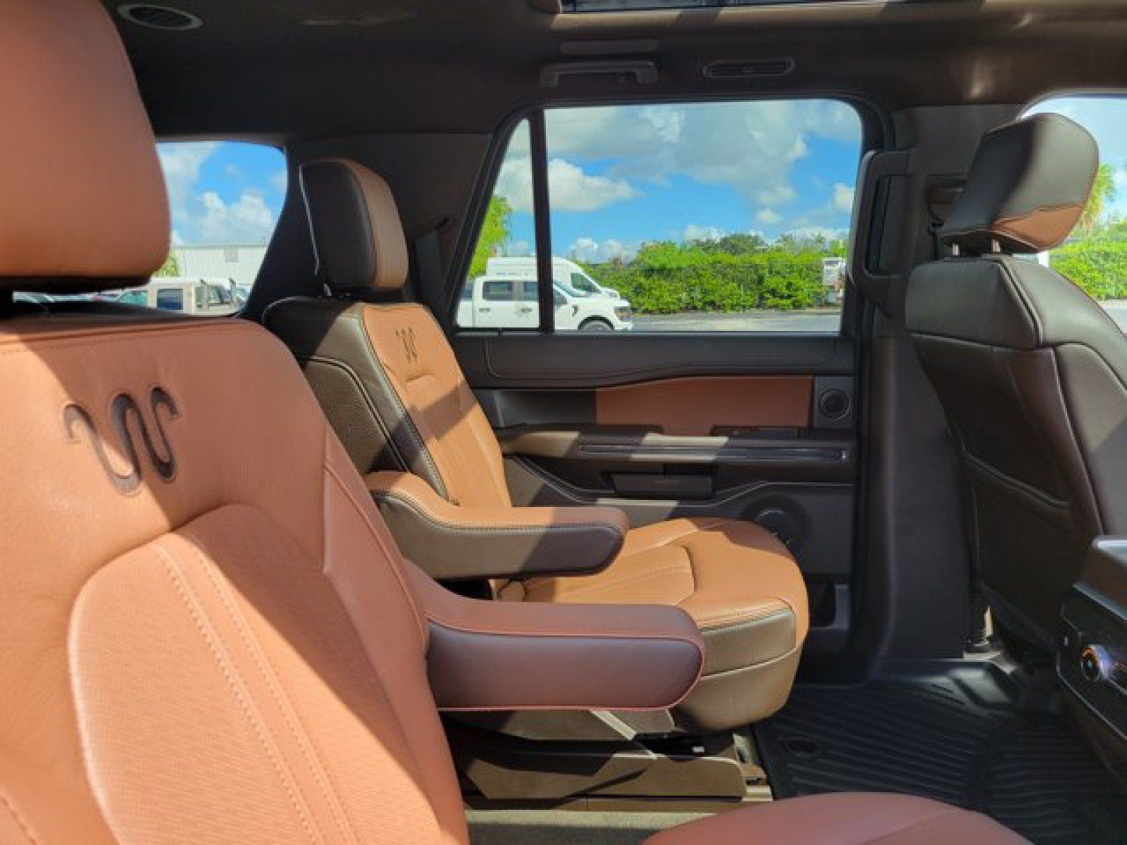 Used 2024 Ford Expedition Max King Ranch AWD/4WD image 33