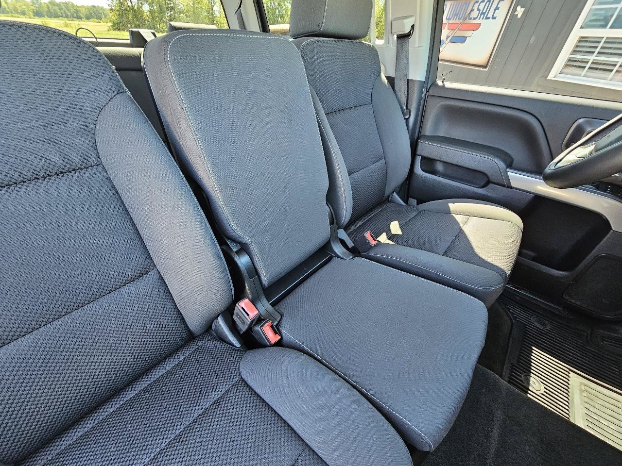 Used 2018 Chevrolet Silverado 1500 LT w/ Texas Edition AWD/4WD image 36
