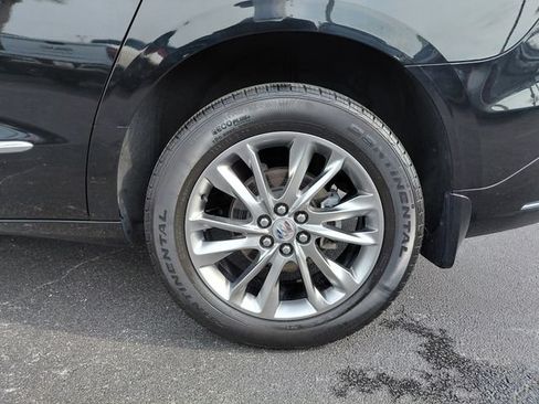 Used 2023 Buick Enclave Avenir w/ Avenir Technology Package FWD image 9