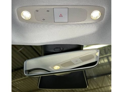 Used 2018 Tesla Model 3 Long Range RWD image 36