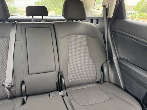 Used 2025 Kia Sportage LX FWD image 38