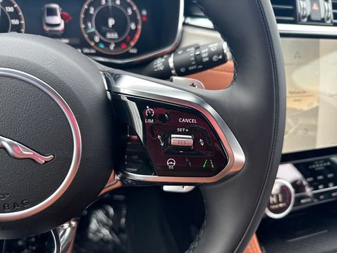 New 2026 Jaguar F-PACE R-Dynamic S AWD/4WD image 21