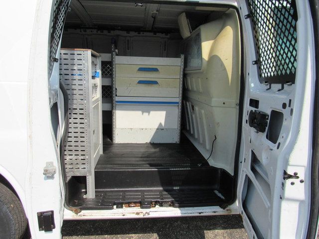 Used 2014 Chevrolet Express 2500 RWD image 16