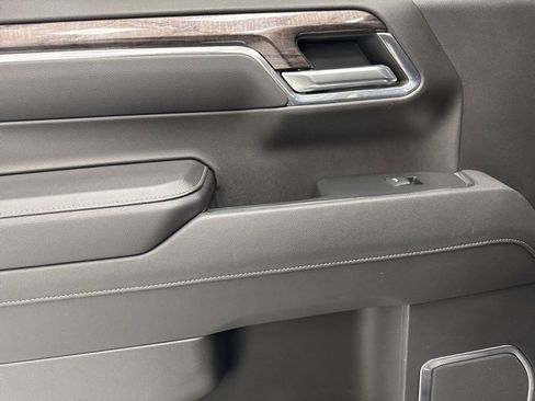 Used 2023 Chevrolet Silverado 1500 LTZ image 27