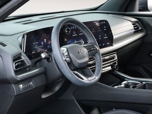 Used 2026 Chevrolet Traverse LT w/ Midnight/Sport Edition image 14