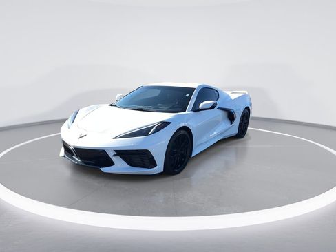 Used 2023 Chevrolet Corvette Stingray w/ Z51 Performance Package image 4