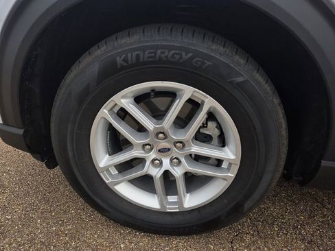 New 2026 Ford Explorer Active w/ Active Comfort Package RWD image 21