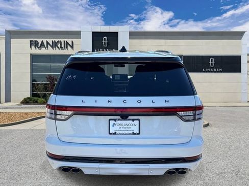 New 2026 Lincoln Aviator Black Label w/ Black Label Special Edition AWD/4WD image 6