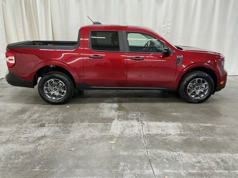 Used 2025 Ford Maverick XLT w/ XLT Luxury Package image 2