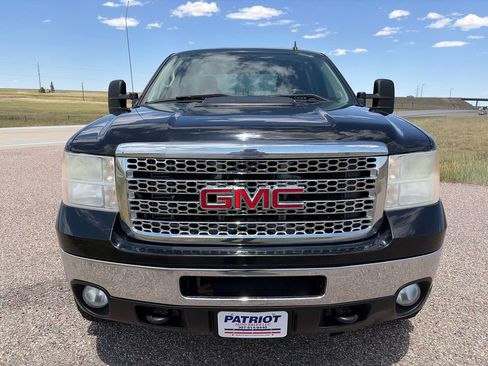 Used 2011 GMC Sierra 2500 SLT w/ SLT Convenience Package AWD/4WD image 8