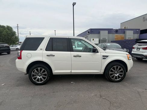 Used 2009 Land Rover LR2 HSE image 5