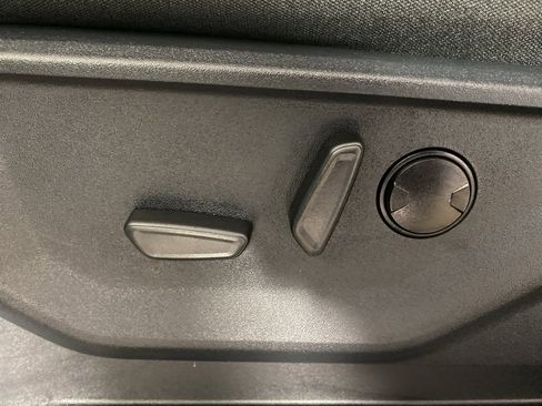 Used 2025 Ford F150 XLT w/ Equipment Group 302A MID image 11