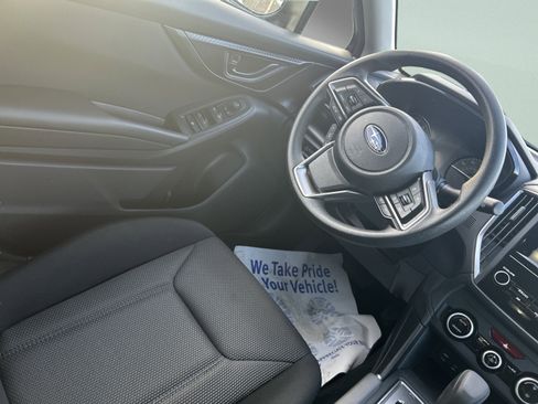 Used 2023 Subaru Crosstrek 2.0i image 19