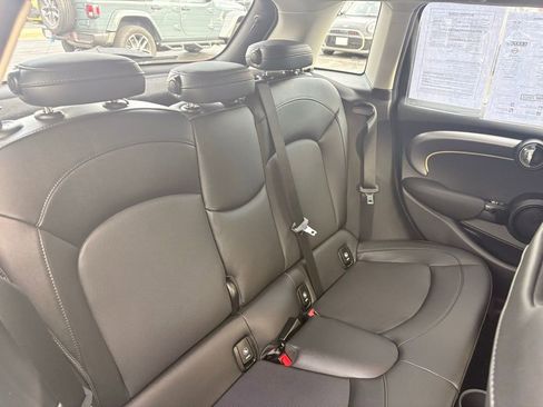 Used 2023 MINI Cooper S image 25