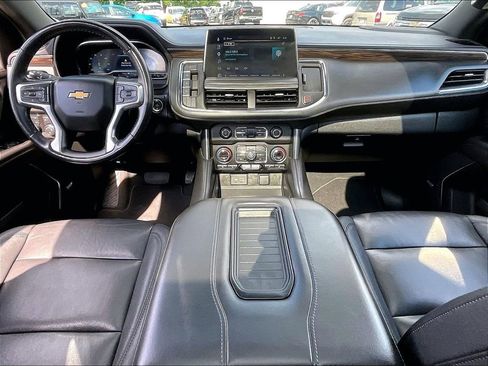 Used 2022 Chevrolet Tahoe LT w/ LT Signature Plus Package AWD/4WD image 22