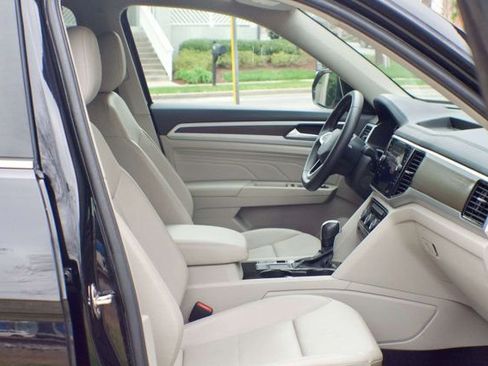 Used 2022 Volkswagen Atlas SE image 39