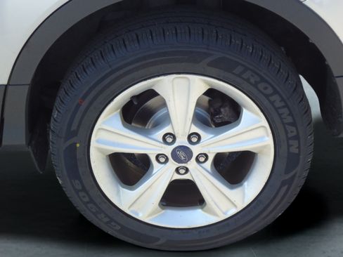 Used 2014 Ford Escape SE AWD/4WD image 9